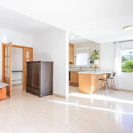 بيت للعطل Casa Con Jardin Privado, 3 Habitaciones, Terraza Y Garaje En - Es-89-100 *