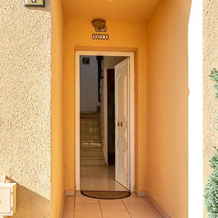 Casa Con Jardin Privado, 3 Habitaciones, Terraza Y Garaje En - Es-89-100 Holiday home Sant Pere Pescador