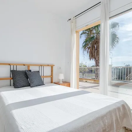 Casa Con Jardin Privado, 3 Habitaciones, Terraza Y Garaje En - Es-89-100 *