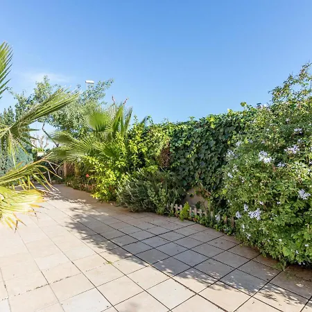 Casa Con Jardin Privado, 3 Habitaciones, Terraza Y Garaje En - Es-89-100 Sant Pere Pescador