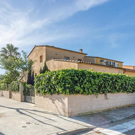 Casa Con Jardin Privado, 3 Habitaciones, Terraza Y Garaje En - Es-89-100