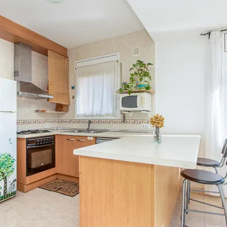 Casa Con Jardin Privado, 3 Habitaciones, Terraza Y Garaje En - Es-89-100 *